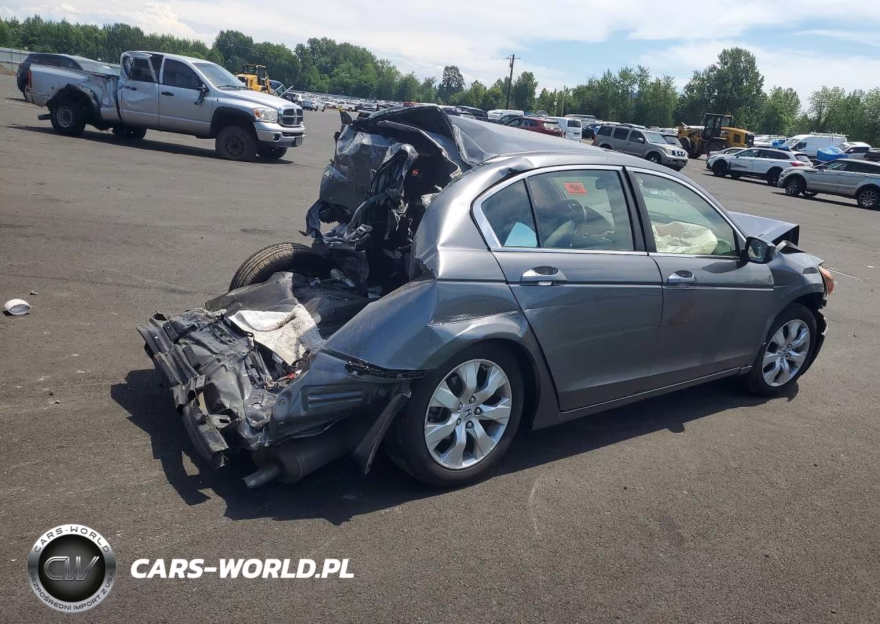 2008 Honda Accord Exl VIN:JHMCP268X8C004972 - 3