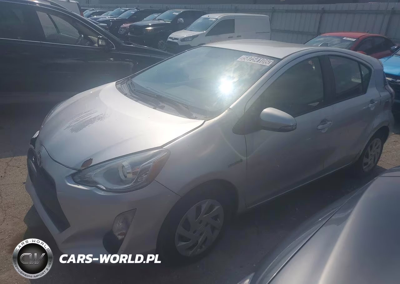 2015 Toyota Prius C One – zdjęcie 1 z 12