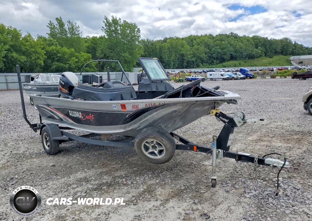 2019 Alumacraft Boat
