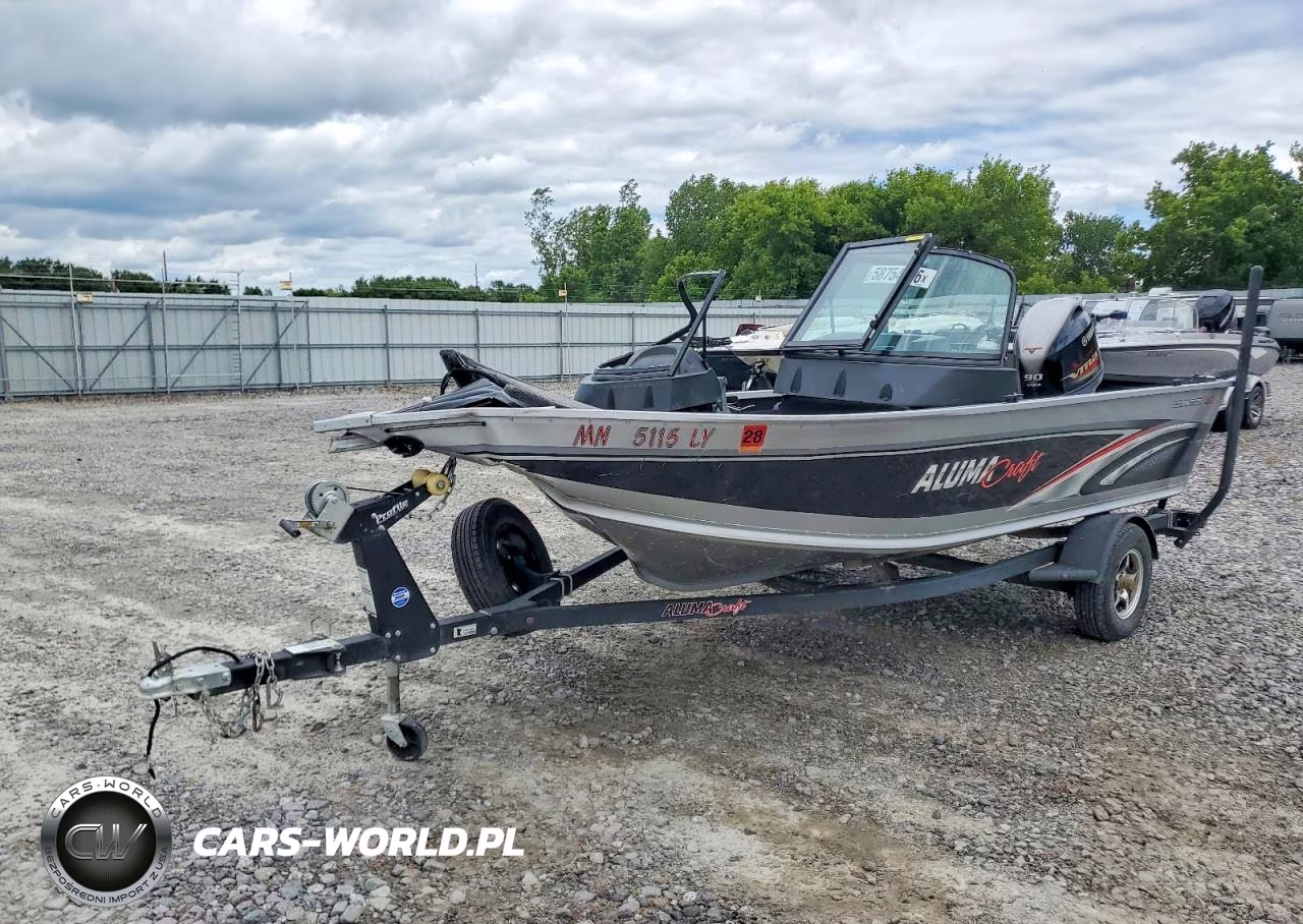2019 Alumacraft Boat VIN:ACBV9686F919 - 2