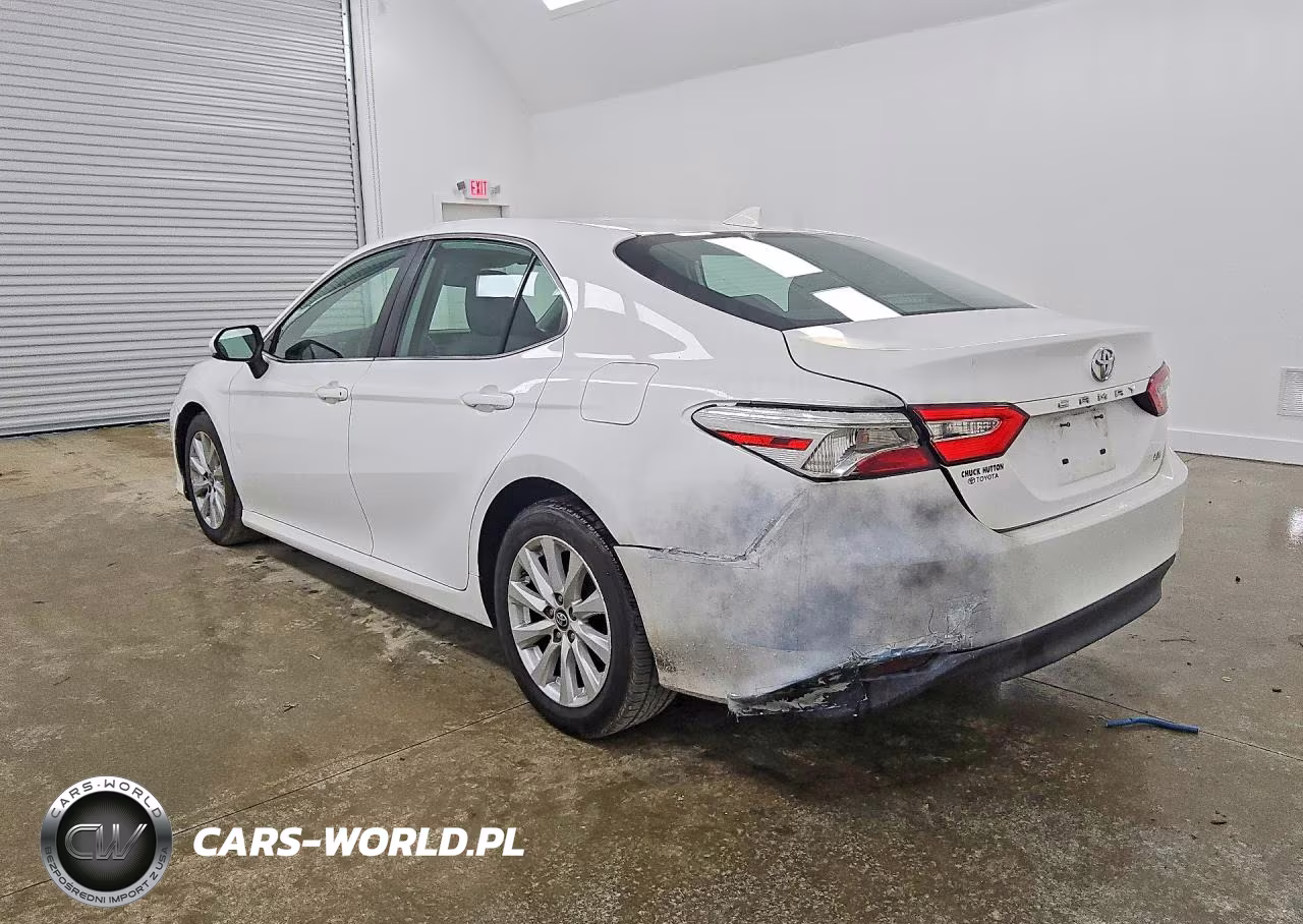 2019 Toyota Camry Le VIN:4T1B11HK0KU253232 - 2