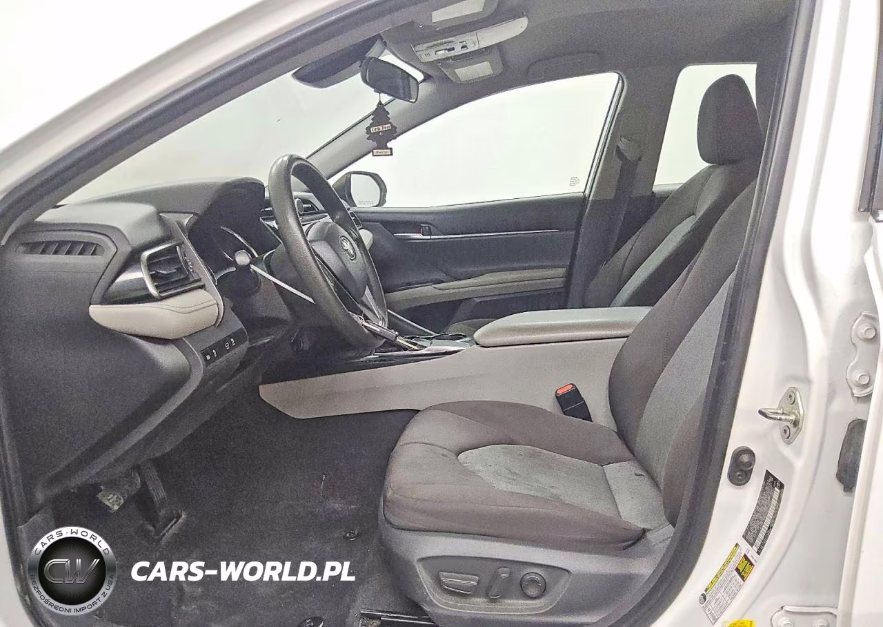 2019 Toyota Camry Le VIN:4T1B11HK0KU253232 - 7