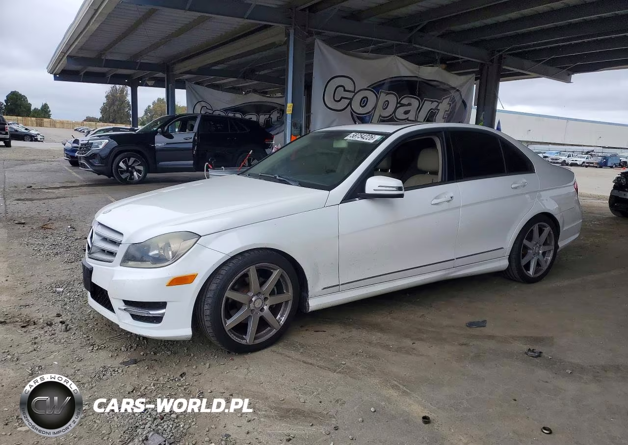 2014 Mercedes-Benz C 250