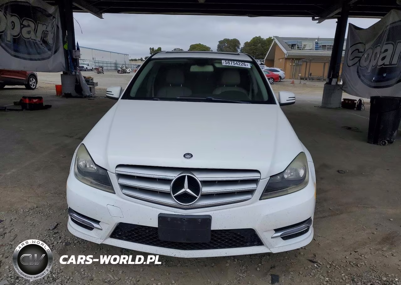 2014 Mercedes-Benz C 250 VIN:WDDGF4HB1EG244318 - 5