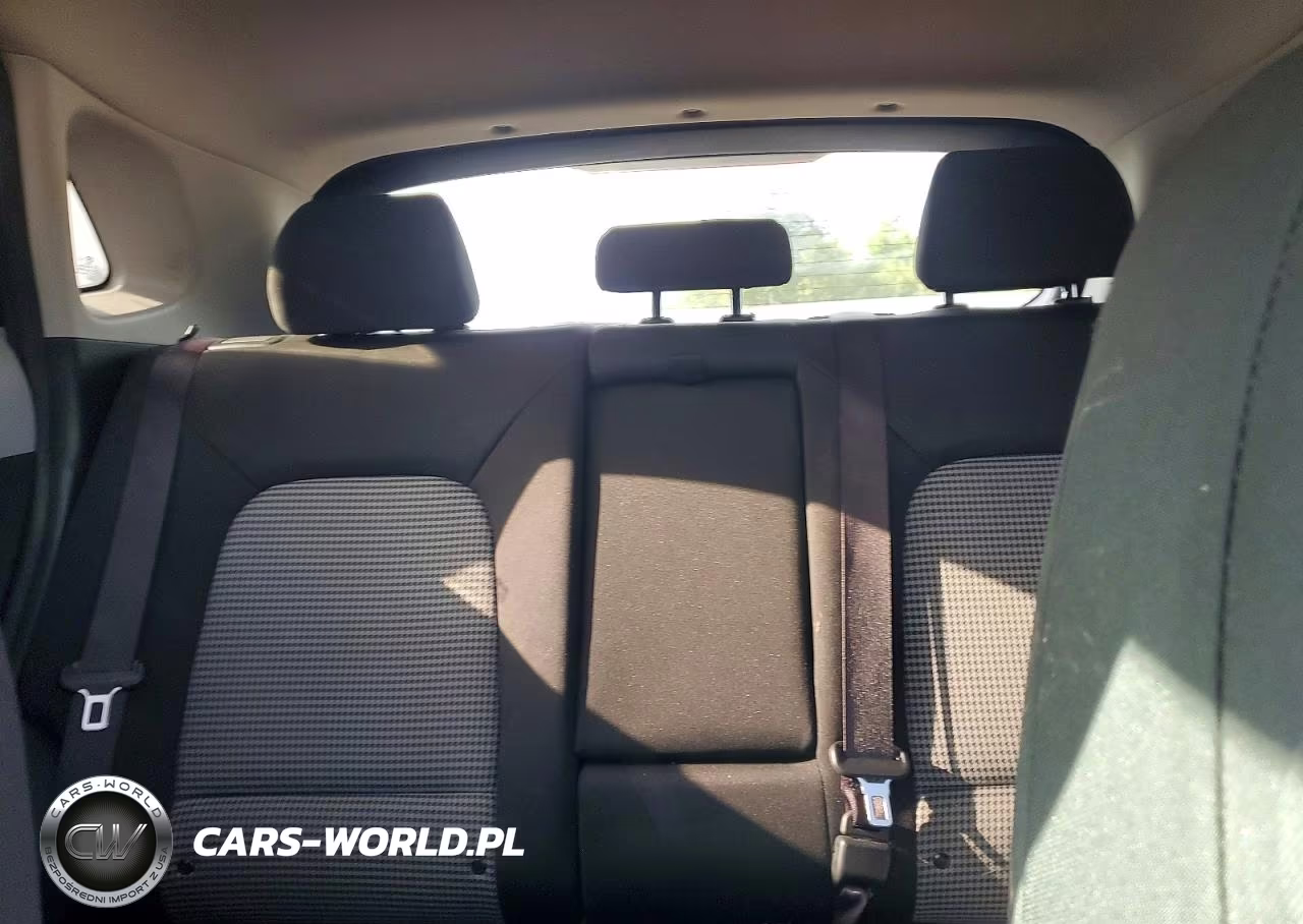 2020 Hyundai Kona Sel Plus VIN:KM8K62AA3LU432374 - 10
