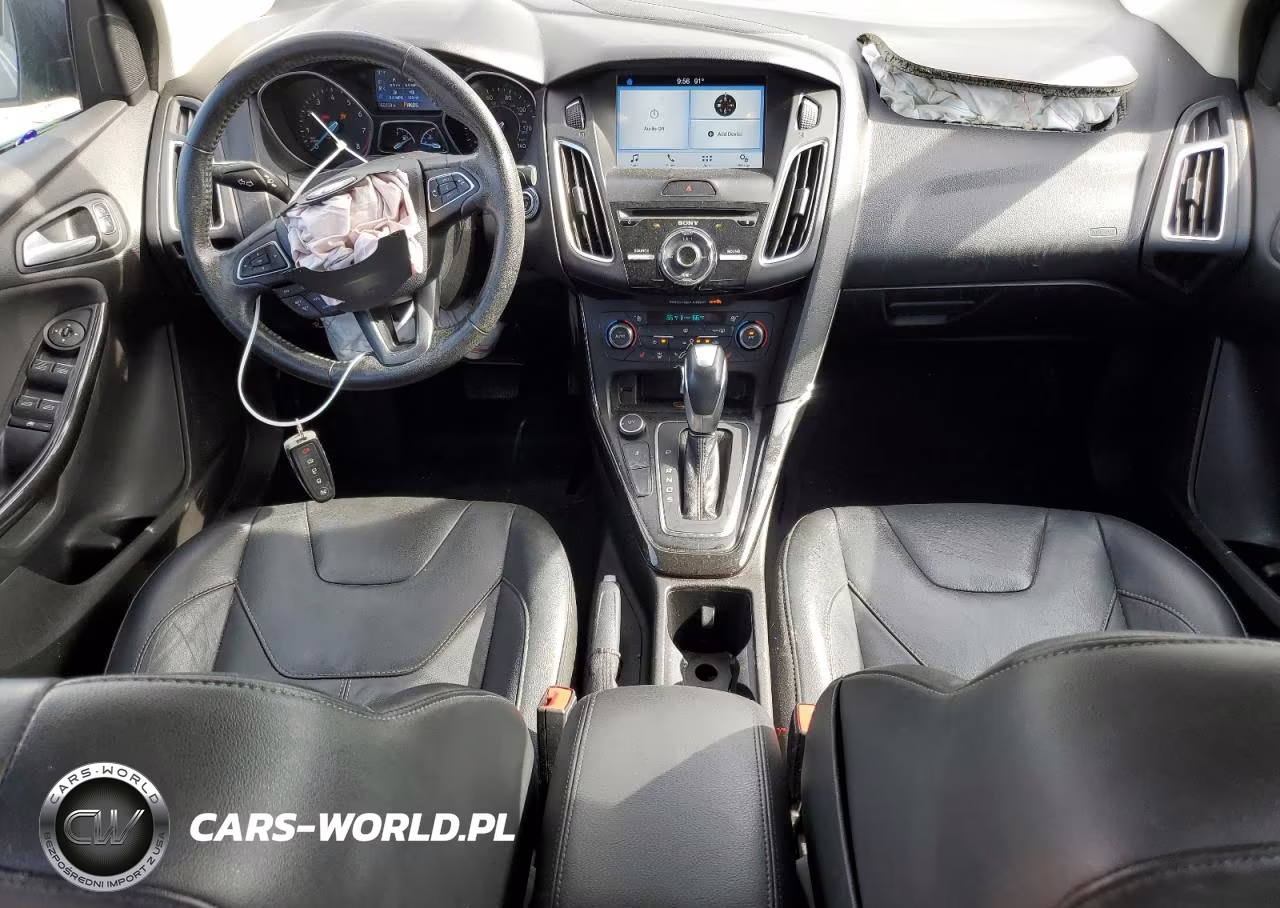 2017 Ford Focus Titanium VIN:1FADP3J24HL210714 - 8