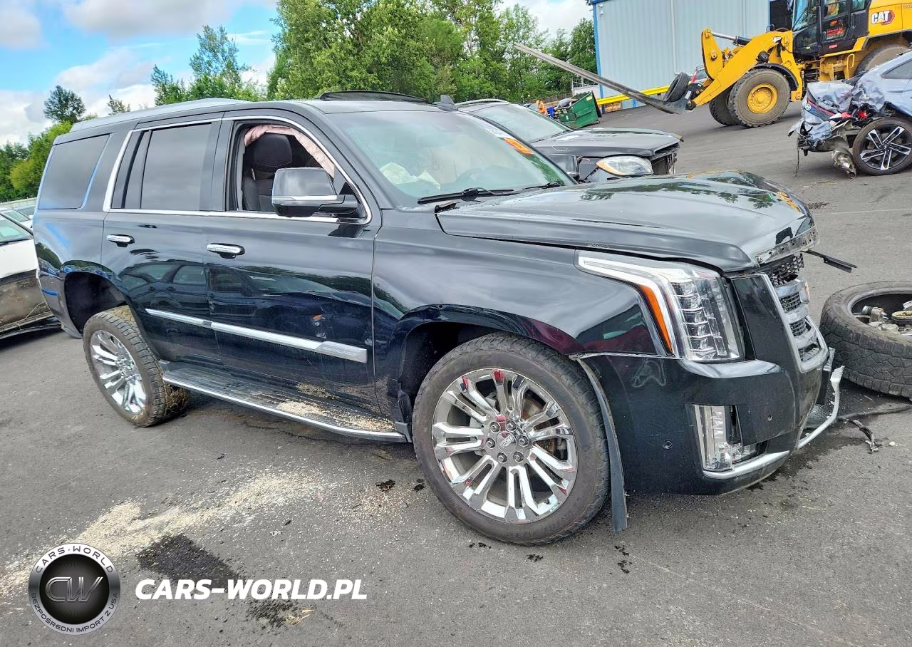 2017 Cadillac Escalade Premium Luxury VIN:1GYS4CKJ9HR114388 - 4