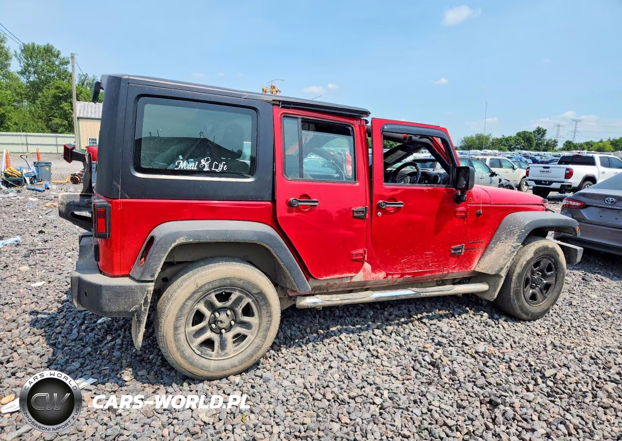 2016 Jeep Wrangler Unlimited Sport VIN:1C4BJWKG9GL271635 - 3