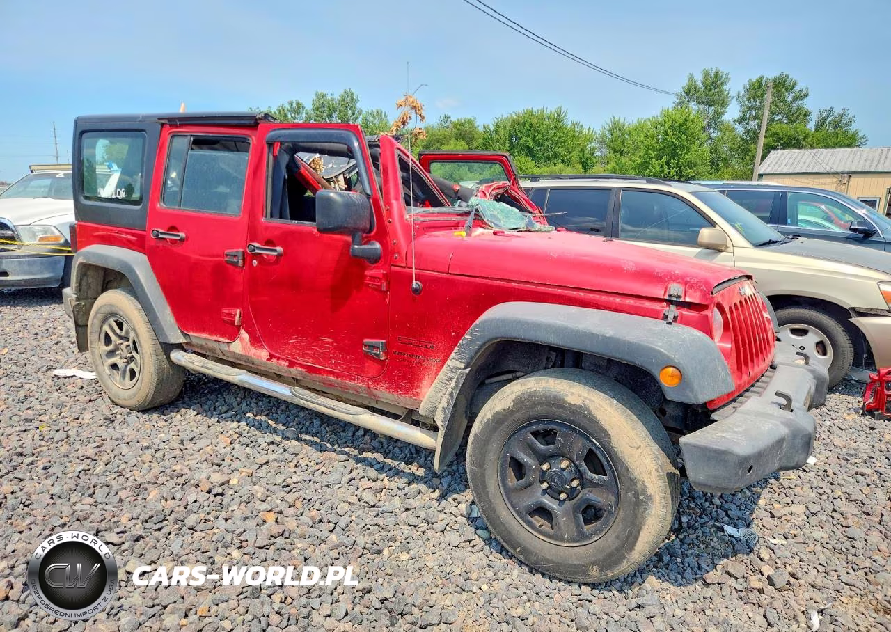 2016 Jeep Wrangler Unlimited Sport VIN:1C4BJWKG9GL271635 - 4