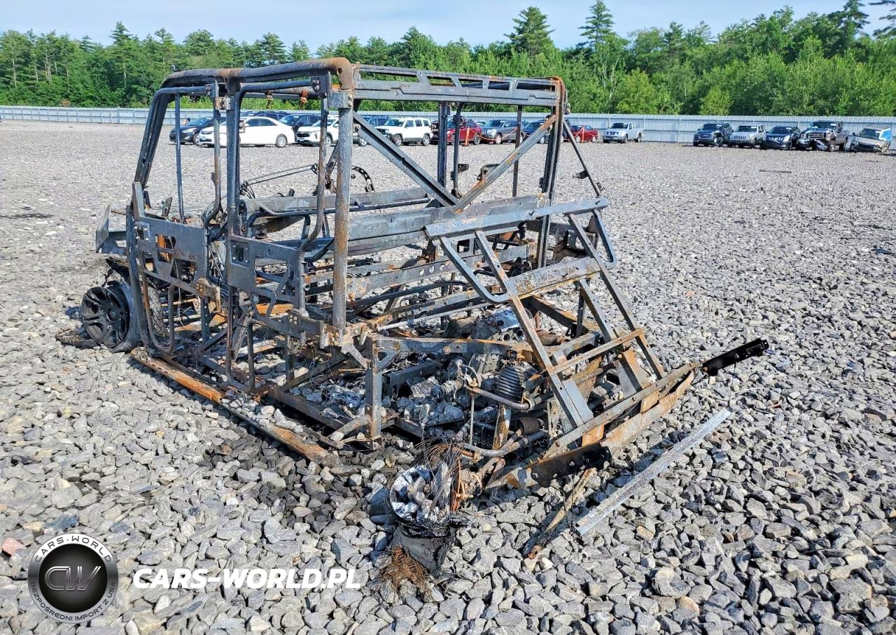2016 Polaris Ranger Utility Vehicle VIN:3NSRUE87XGG513691 - 3