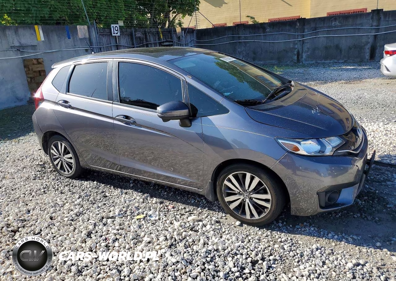 2015 Honda Fit Ex VIN:3HGGK5H81FM724724 - 4
