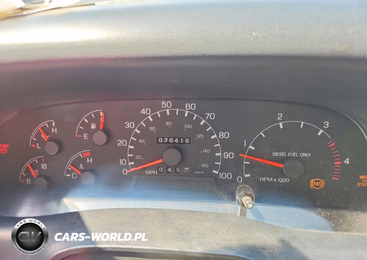 2000 Ford F650 Super Duty VIN:3FDNF6563YMA30912 - 9