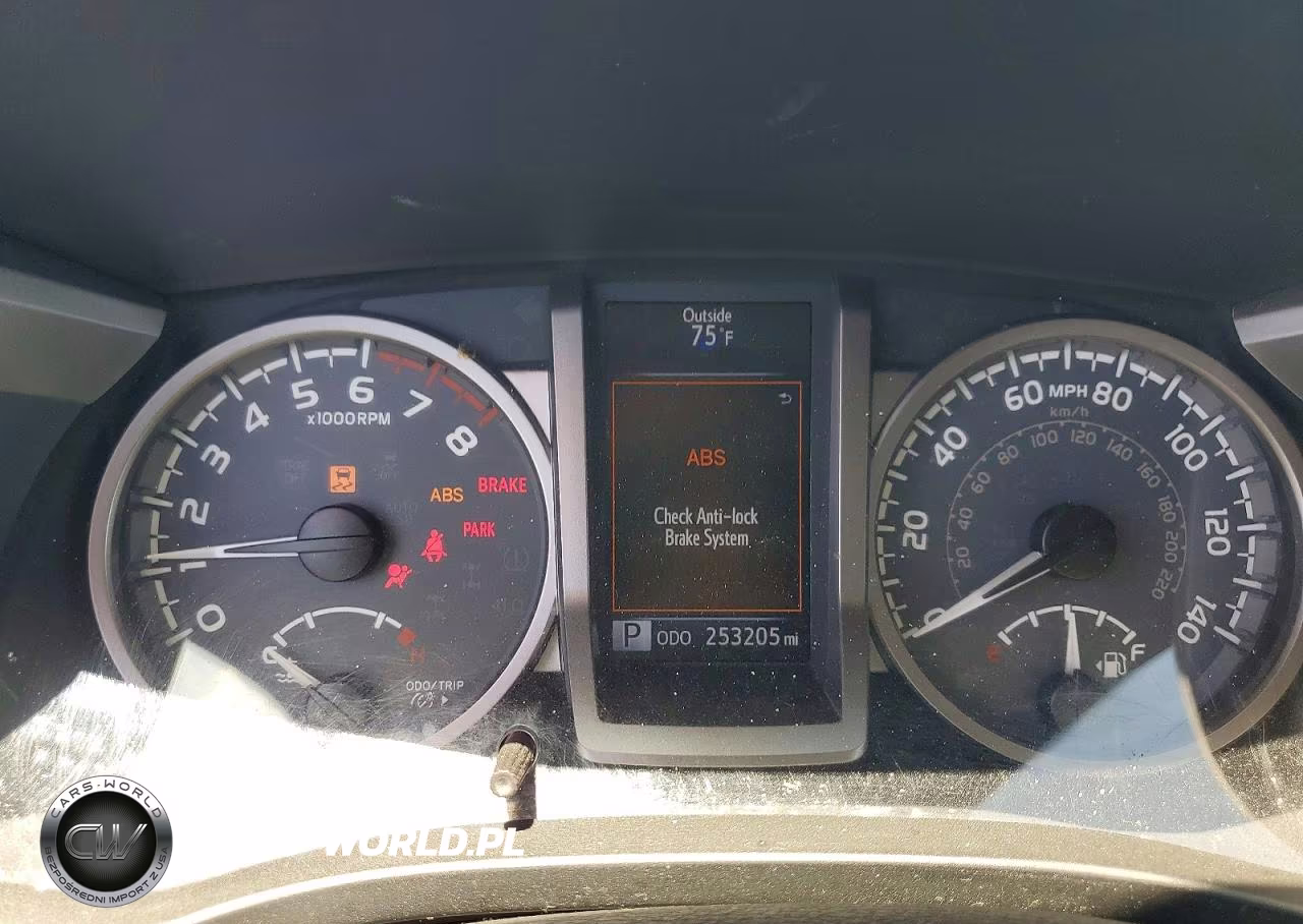 2016 Toyota Tacoma Sr5 V6 VIN:5TFRZ5CN5GX001311 - 9