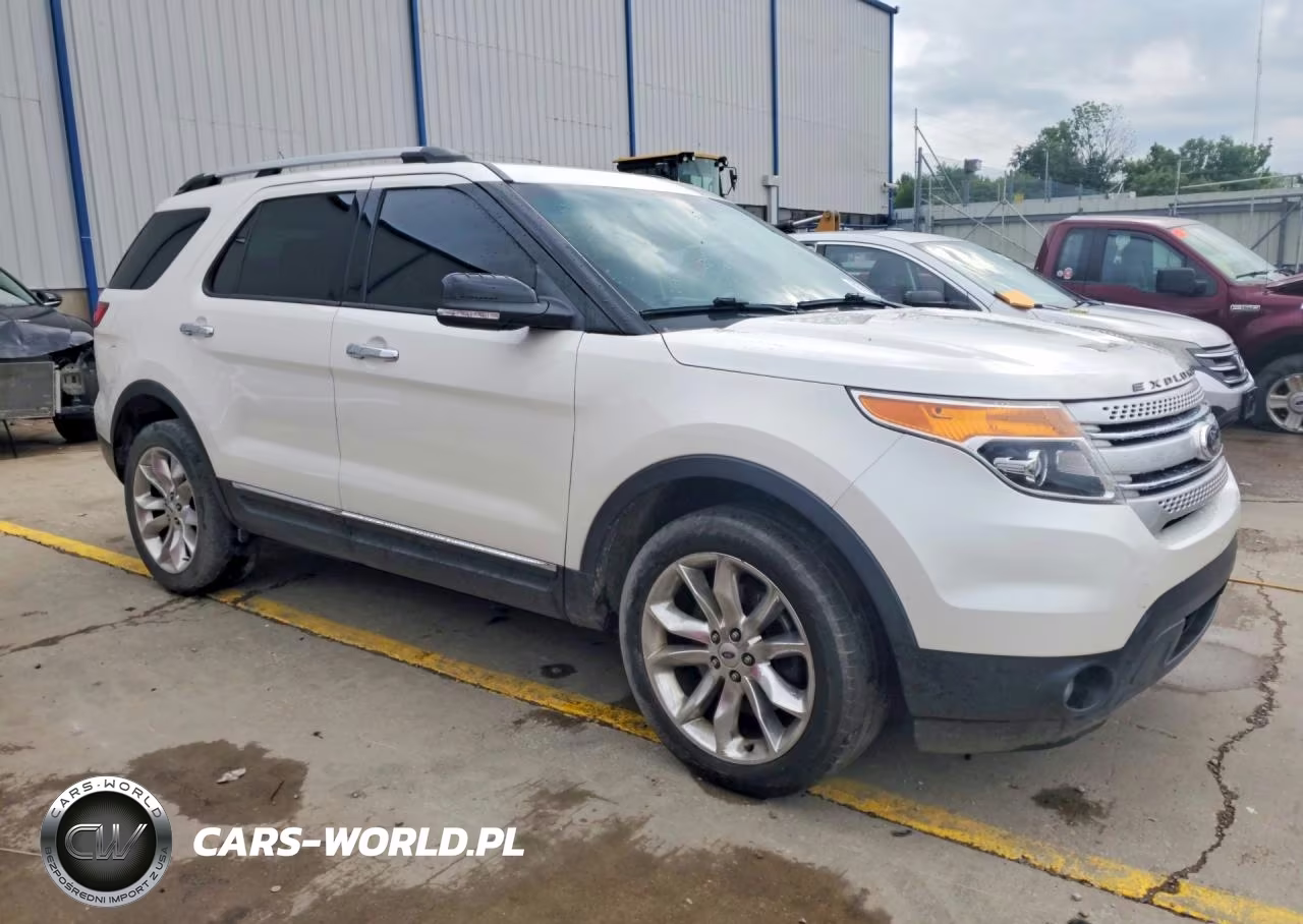 2015 Ford Explorer Xlt VIN:1FM5K8D85FGC45550 - 4