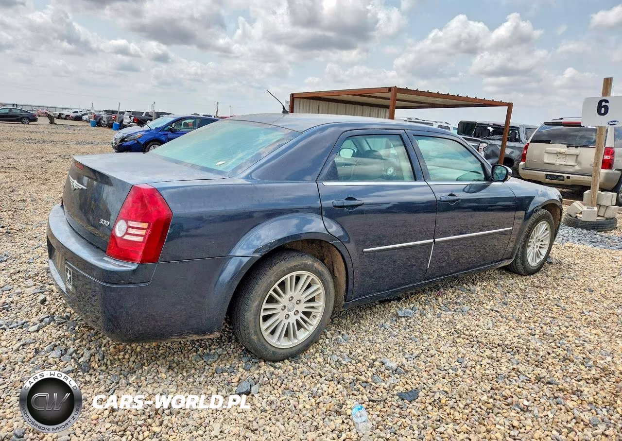 2008 Chrysler 300 Lx VIN:2C3LA43R28H107218 - 3