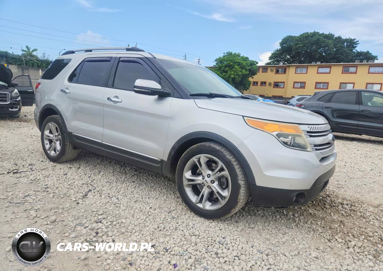 2014 Ford Explorer Limited VIN:1FM5K7F89EGC24982 - 4