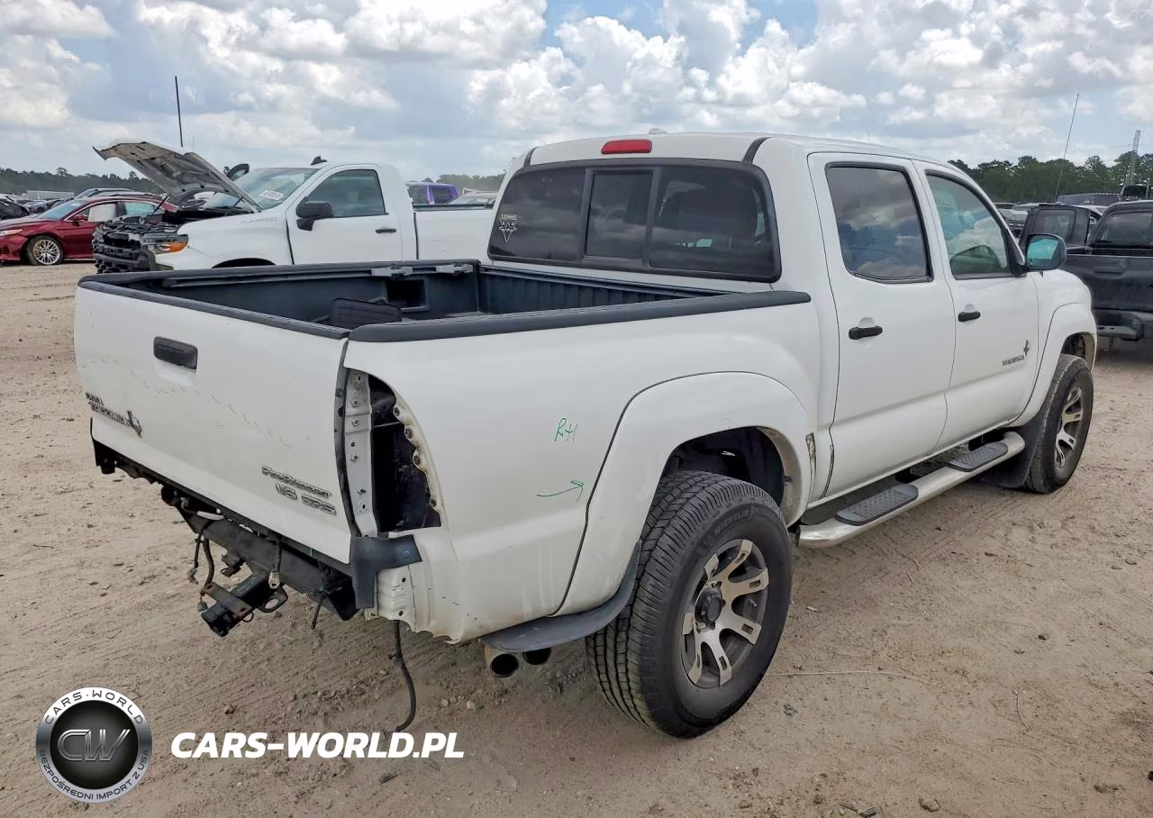 2010 Toyota Tacoma Double Cab Prerunner VIN:3TMJU4GN9AM102705 - 3