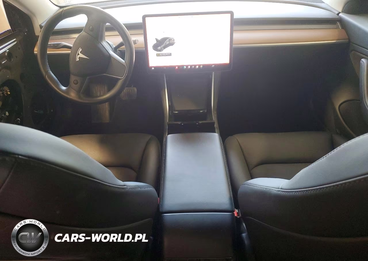 2018 Tesla Model 3 VIN:5YJ3E1EB9JF182203 - 8