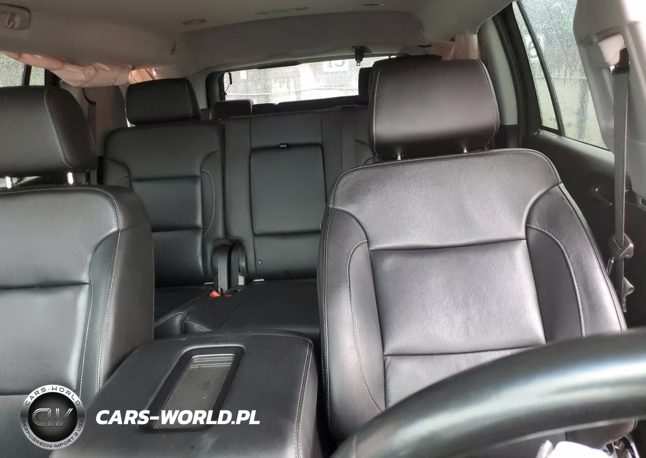 2019 Chevrolet Tahoe C1500 Lt VIN:1GNSCBKC6KR187673 - 10