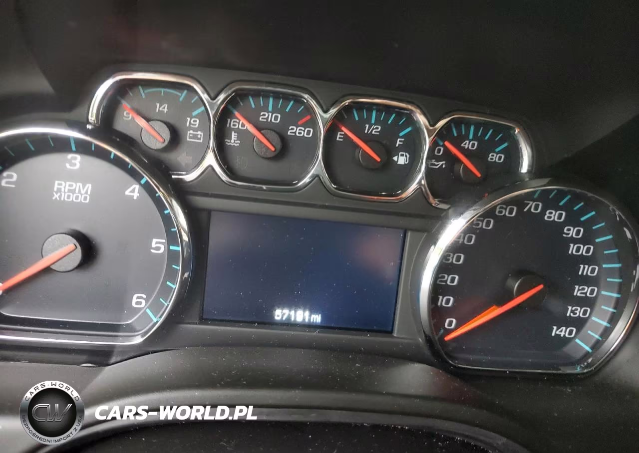 2019 Chevrolet Tahoe C1500 Lt VIN:1GNSCBKC6KR187673 - 9