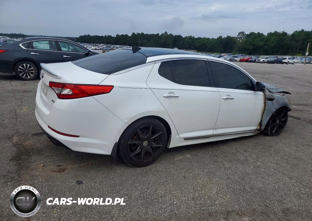 2013 Kia Optima Sx VIN:5XXGR4A60DG167106 - 3