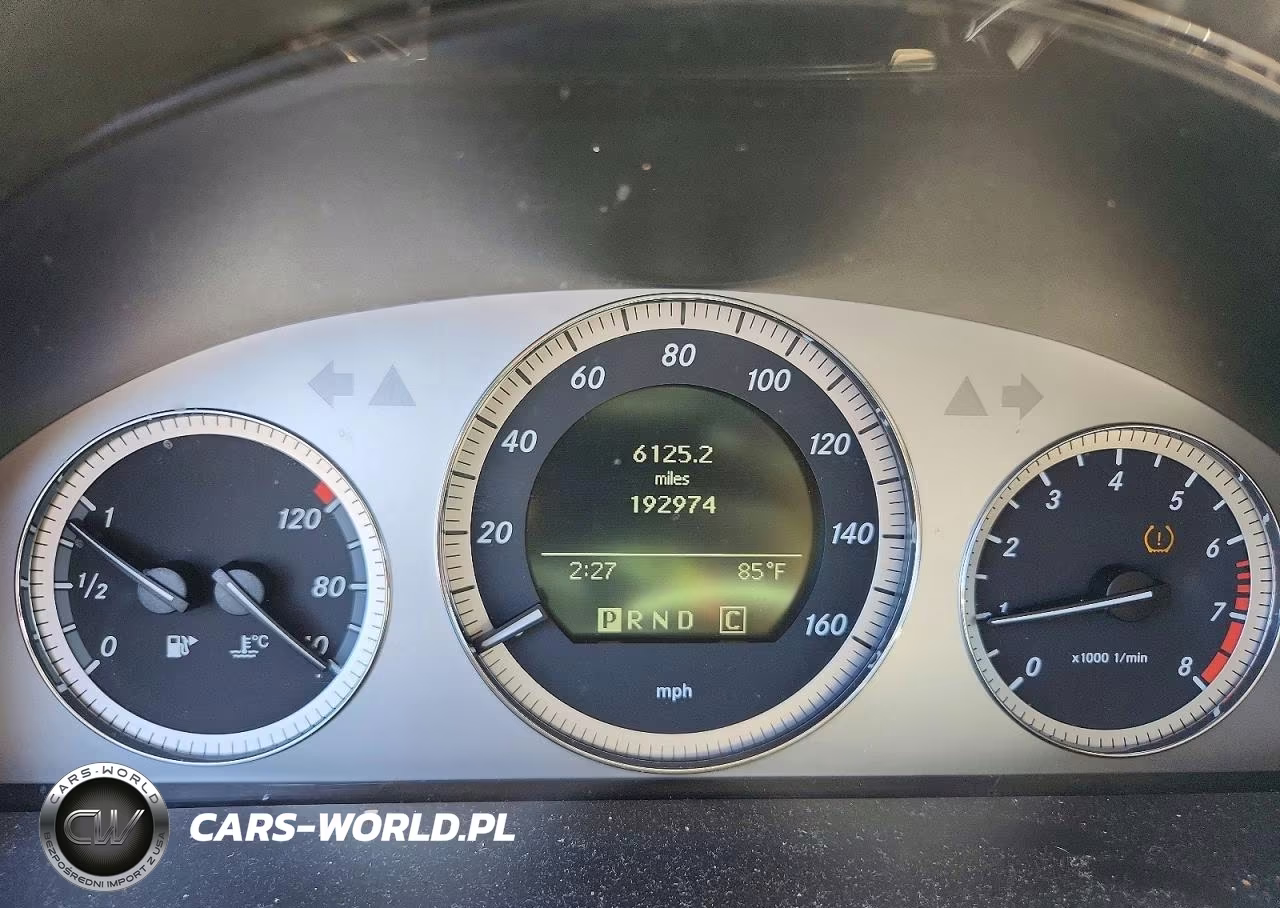 2010 Mercedes-Benz Glk 350 4Matic VIN:WDCGG8HB5AF460116 - 9