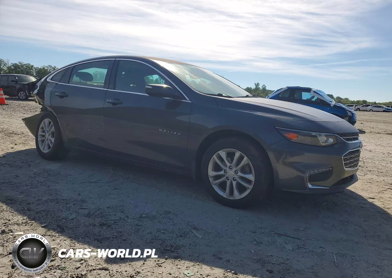 2016 Chevrolet Malibu Lt VIN:1G1ZE5ST4GF337526 - 4