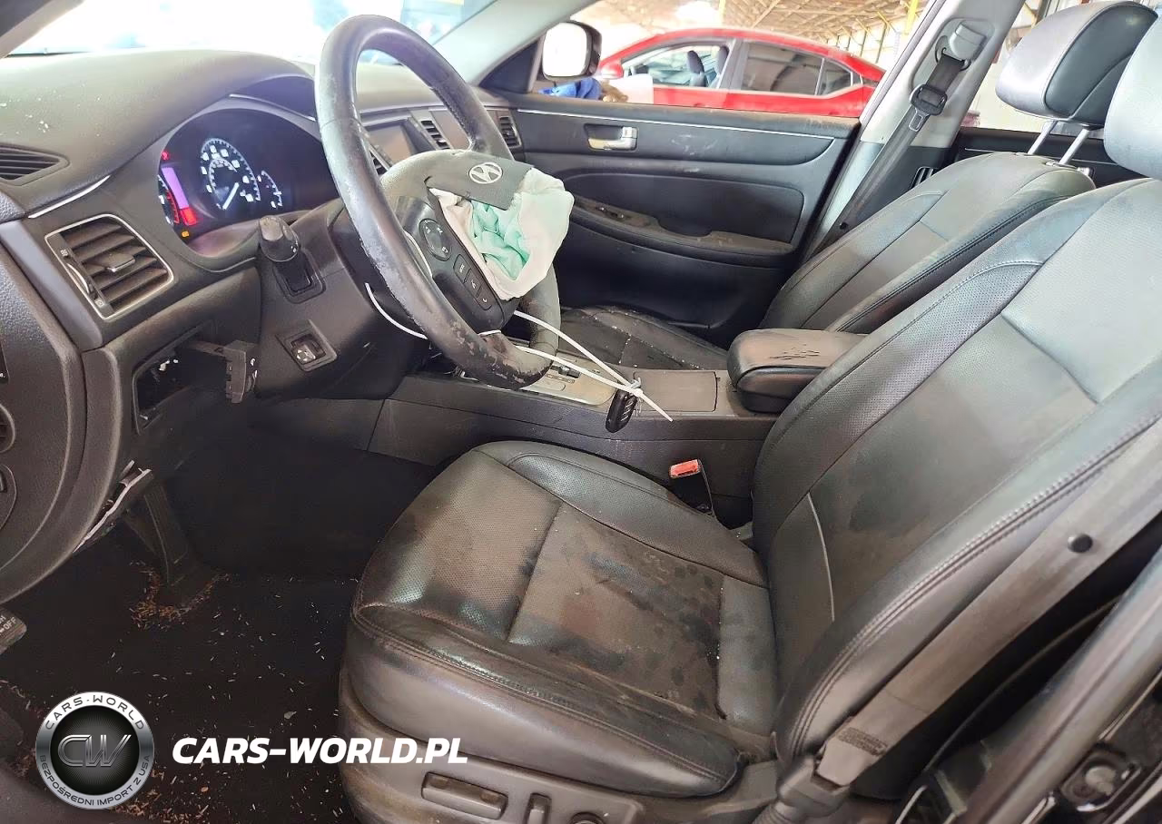 2012 Hyundai Genesis 3.8L VIN:KMHGC4DD1CU154199 - 7