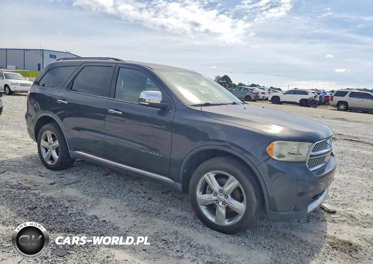 2025 Dodge Durango Citadel VIN:1D4SE5GT0BC695592 - 4