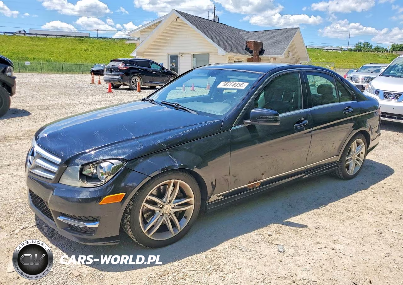 2013 Mercedes-Benz C 300 4Matic – zdjęcie 1 z 12