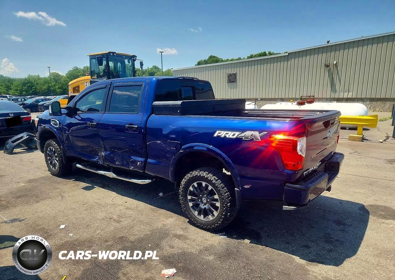 2017 Nissan Titan Xd Pro-4X VIN:1N6AA1F42HN510458 - 2