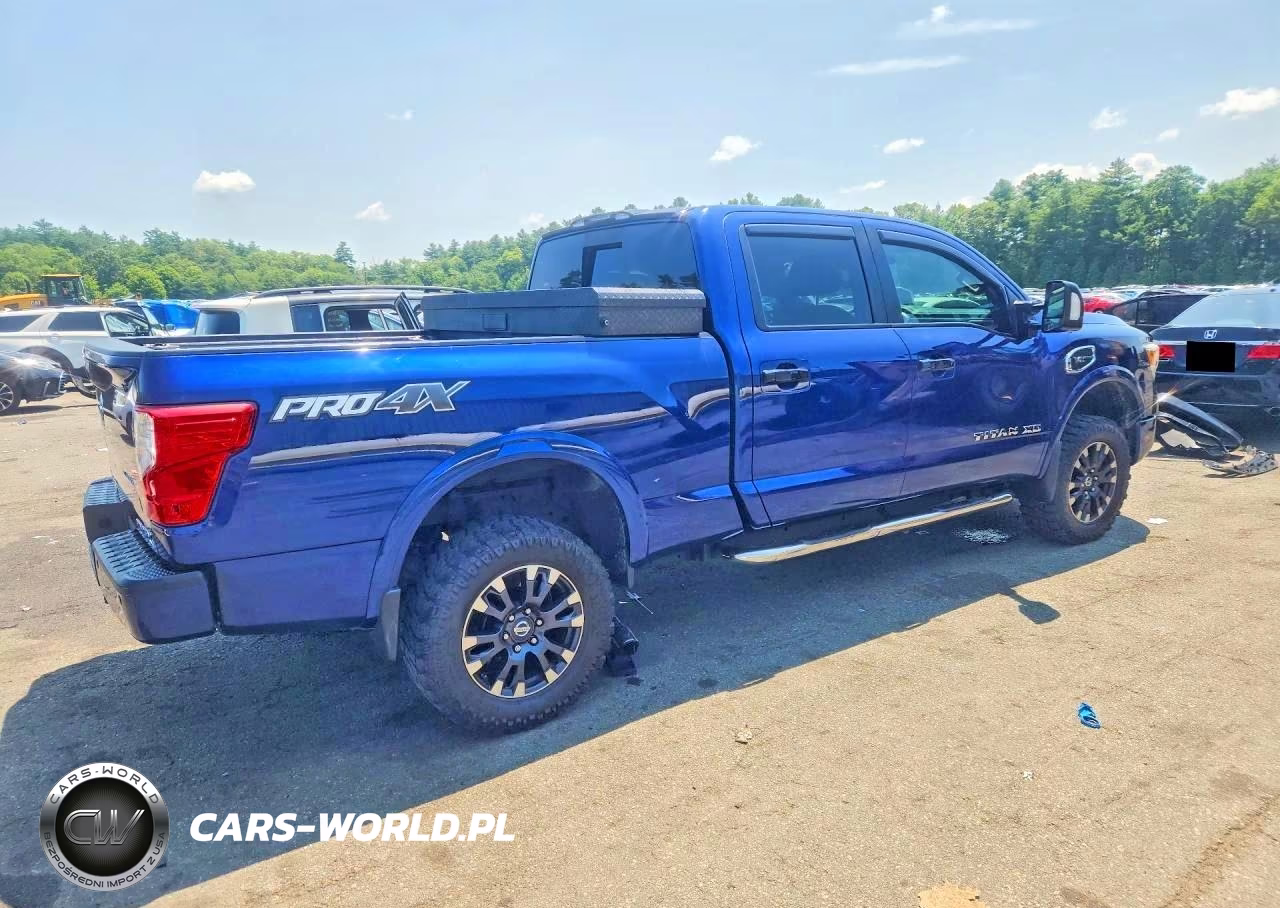 2017 Nissan Titan Xd Pro-4X VIN:1N6AA1F42HN510458 - 3