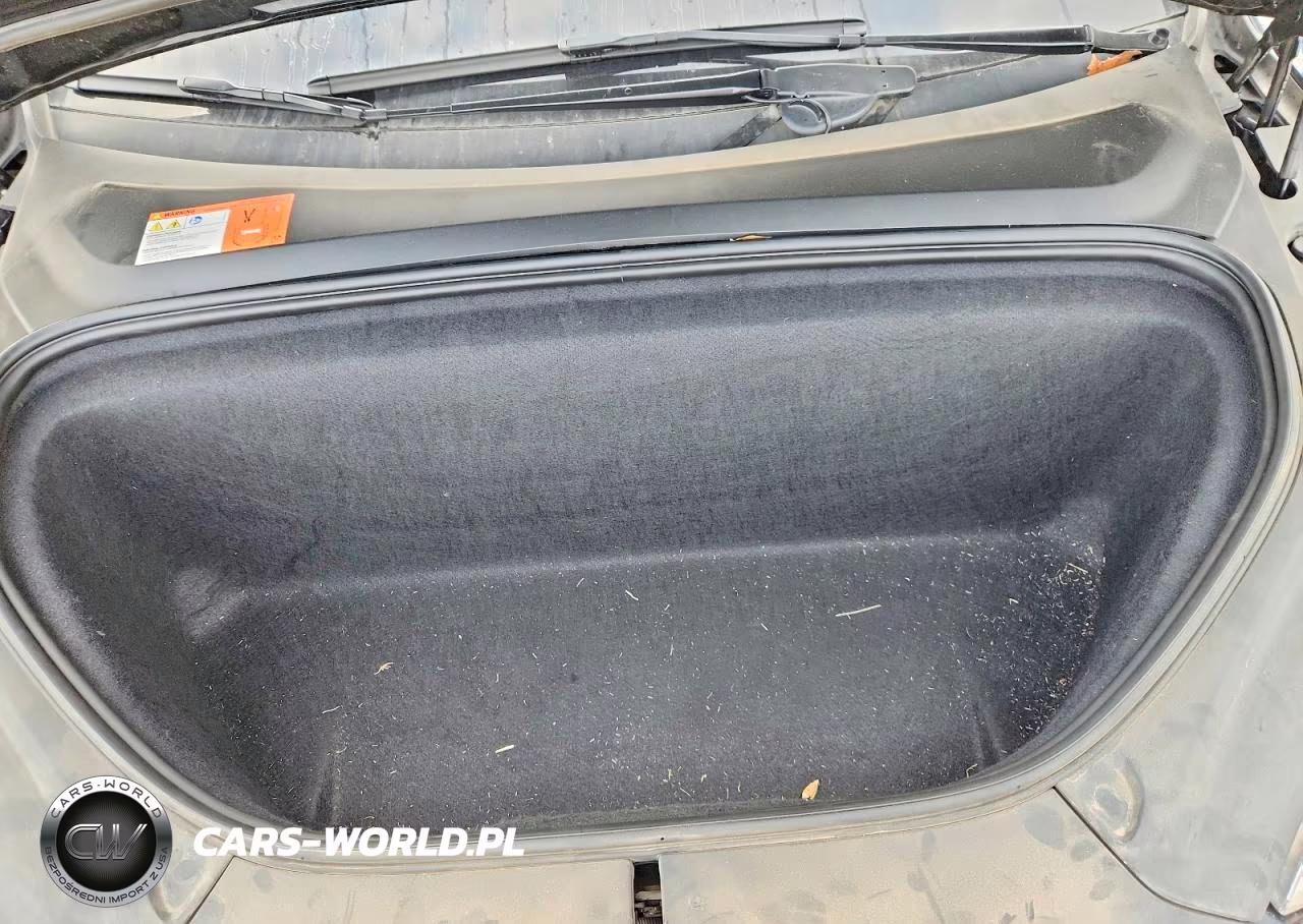 2018 Tesla Model X VIN:5YJXCAE28JF092046 - 11