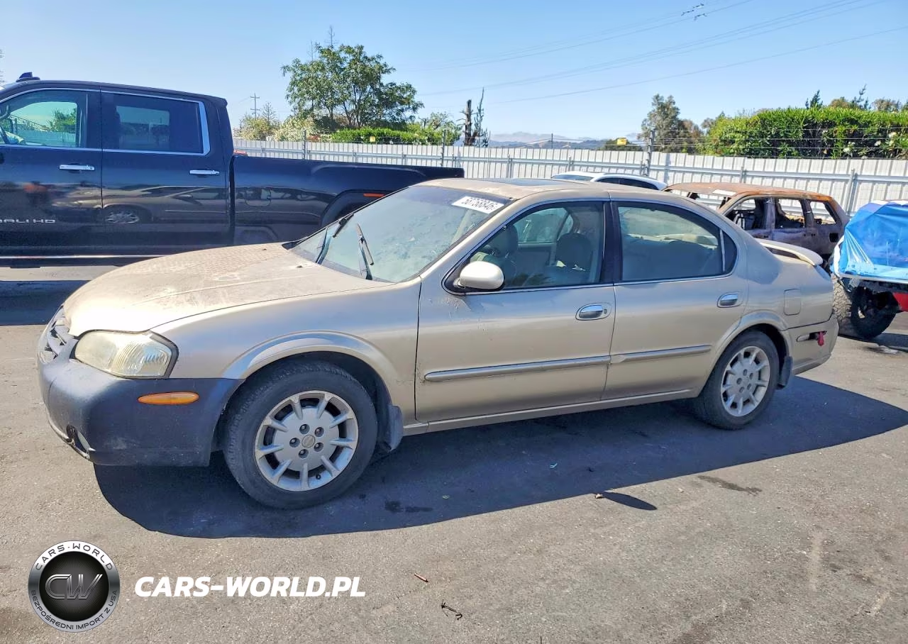 2000 Nissan Maxima Gxe