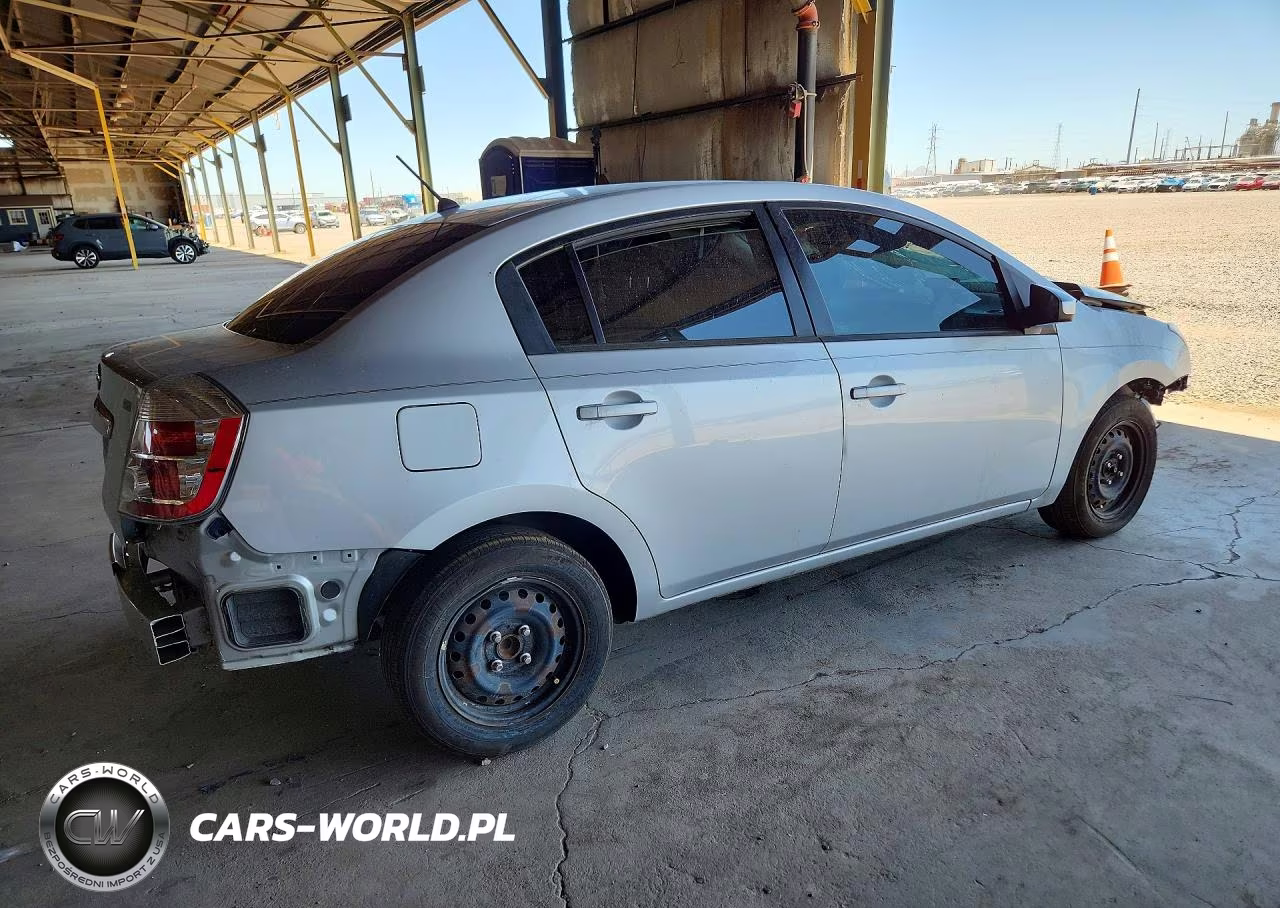 2009 Nissan Sentra 2.0 VIN:3N1AB61E49L692956 - 3