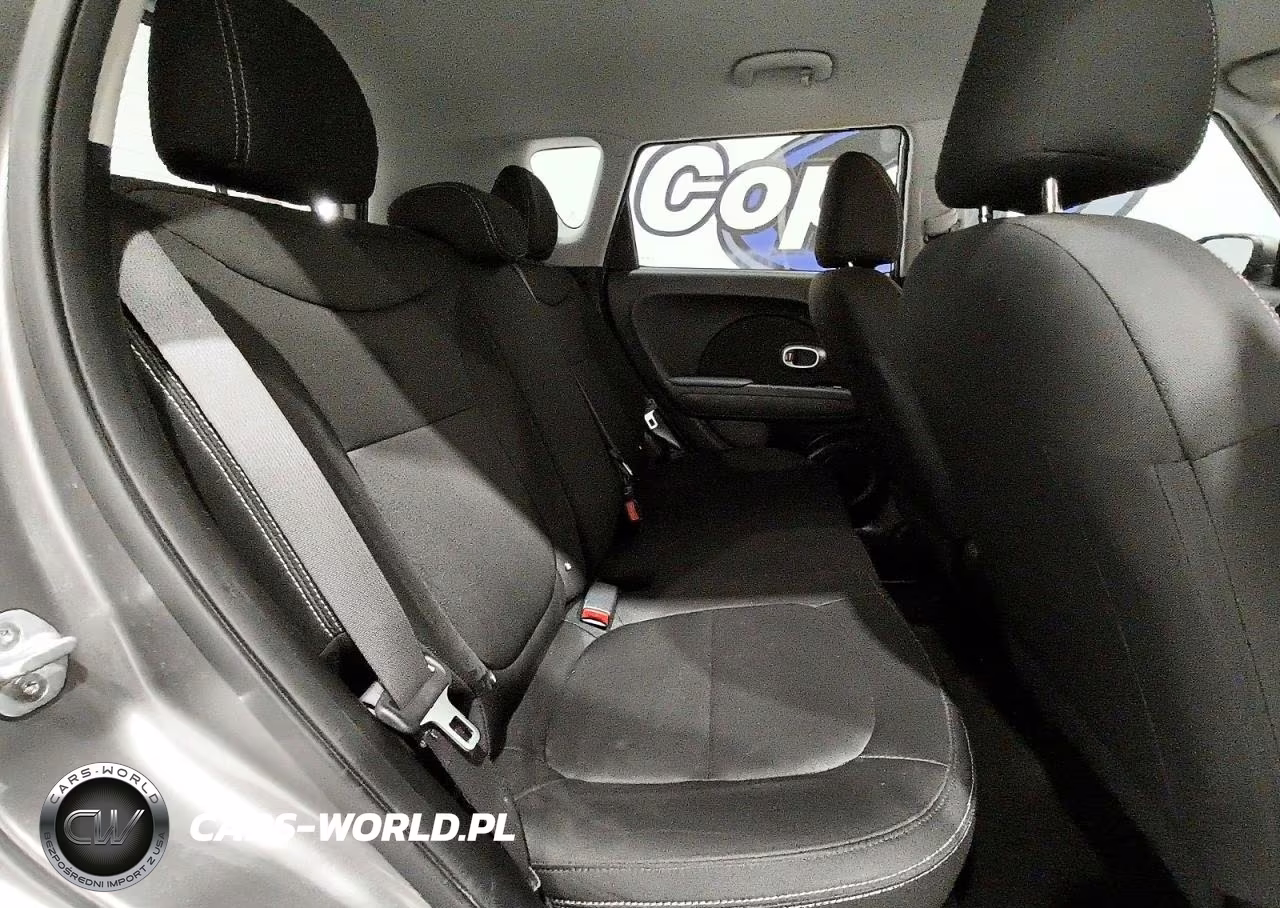 2018 Kia Soul Base VIN:KNDJN2A26J7619826 - 10