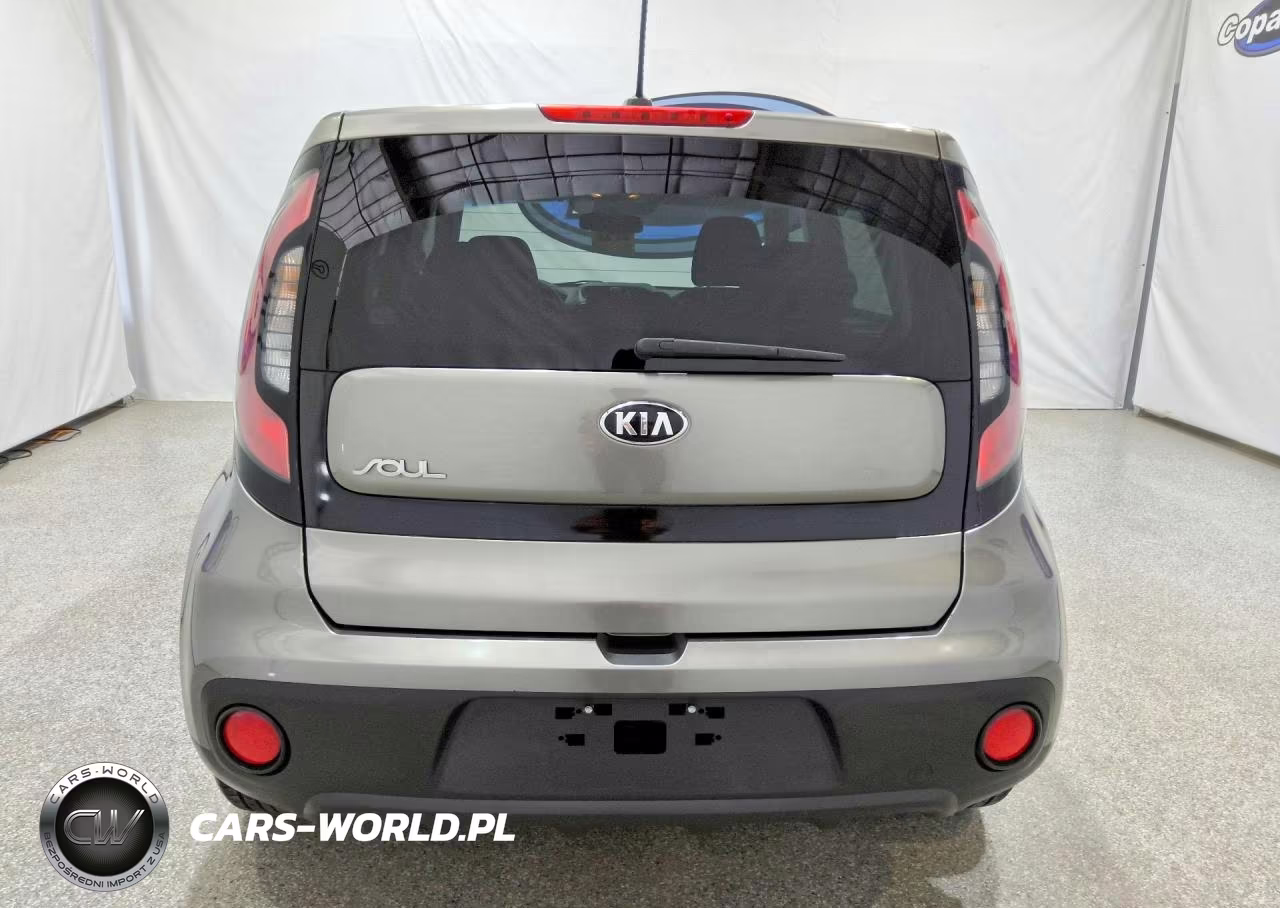 2018 Kia Soul Base VIN:KNDJN2A26J7619826 - 6