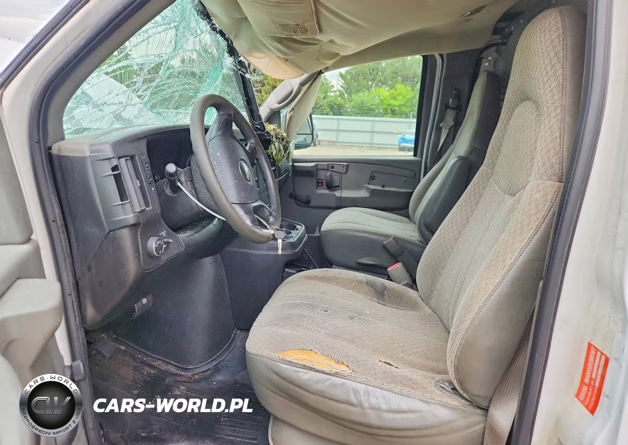 2008 Chevrolet Express G2500 VIN:1GCGG25C081116409 - 7