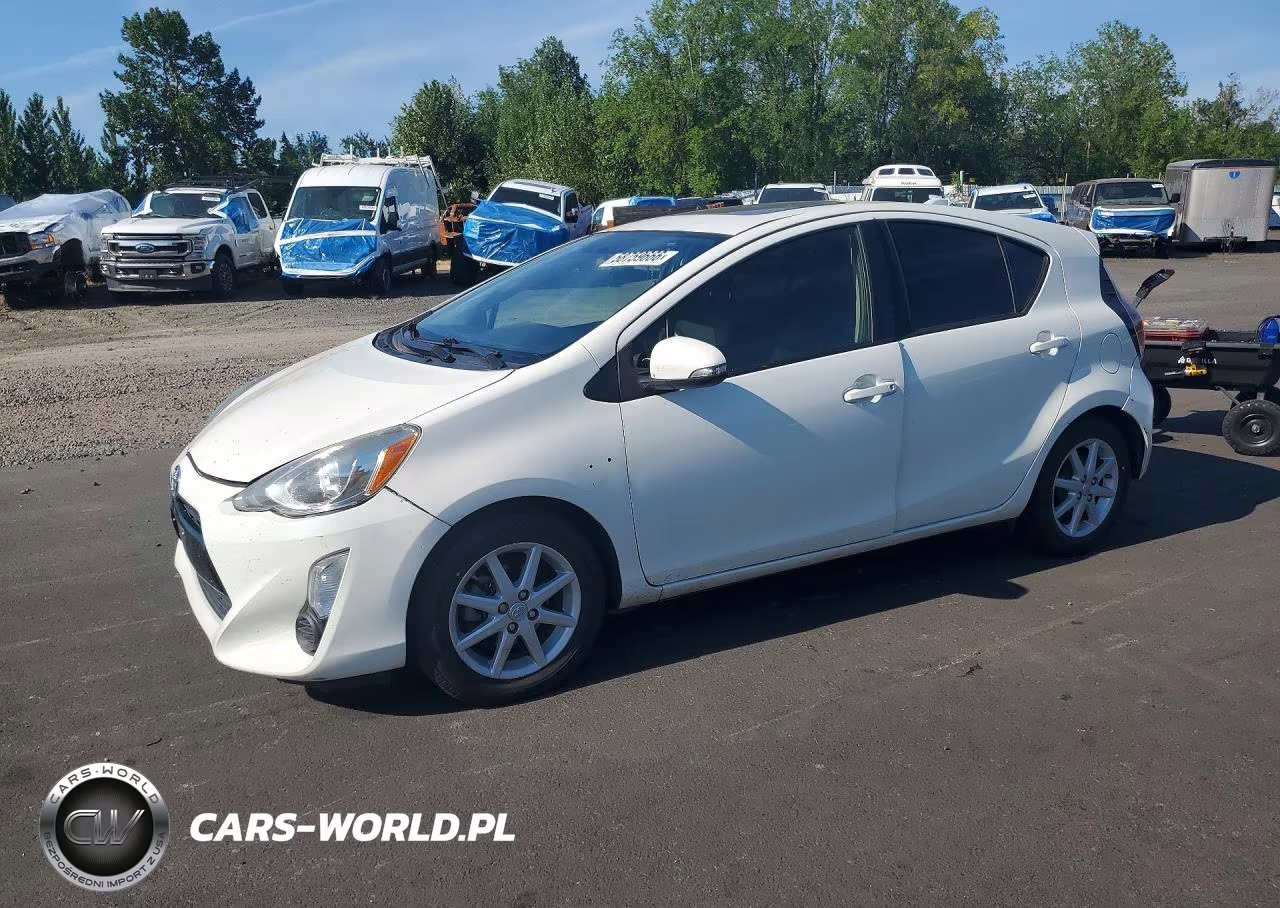2015 Toyota Prius C Three