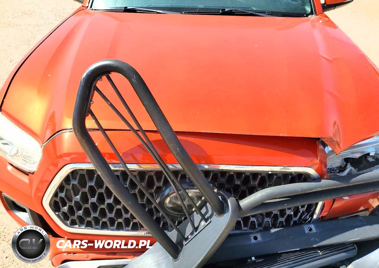 2018 Toyota Tacoma Trd Off-Road VIN:3TMCZ5AN8JM149779 - 11
