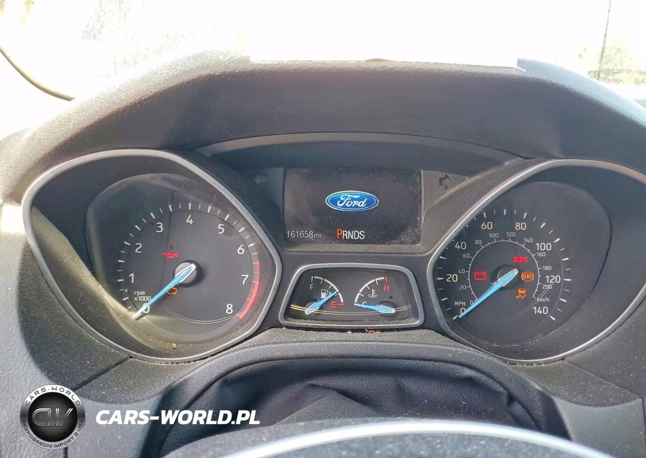 2015 Ford Focus Se VIN:1FADP3K25FL303821 - 9