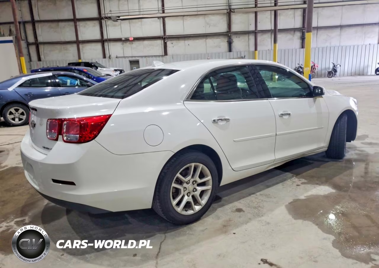 2014 Chevrolet Malibu 1Lt VIN:1G11C5SLXEF181038 - 3