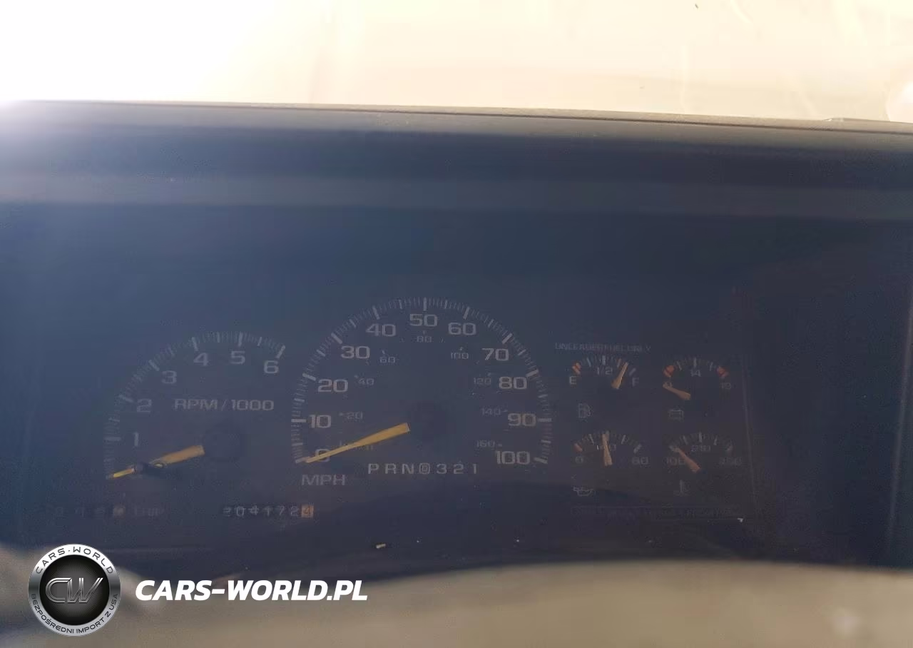 1998 Chevrolet Suburban K1500 VIN:3GNFK16RXWG124160 - 9