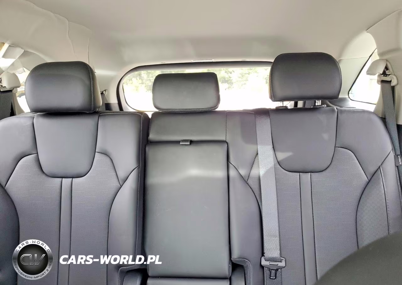 2026 Kia Sorento S VIN:5XYRL4JCXTG412729 - 10