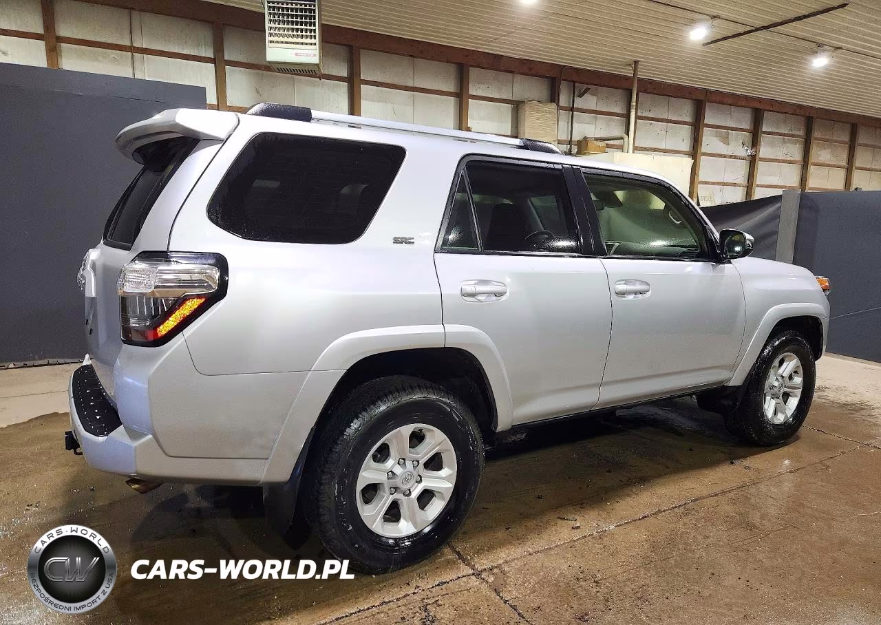 2024 Toyota 4Runner Sr5 VIN:JTEEU5JR0R5314523 - 3