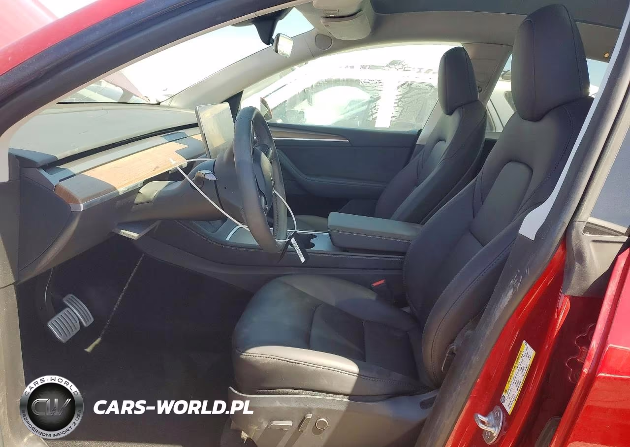 2024 Tesla Model Y VIN:7SAYGDEF2RF023834 - 7