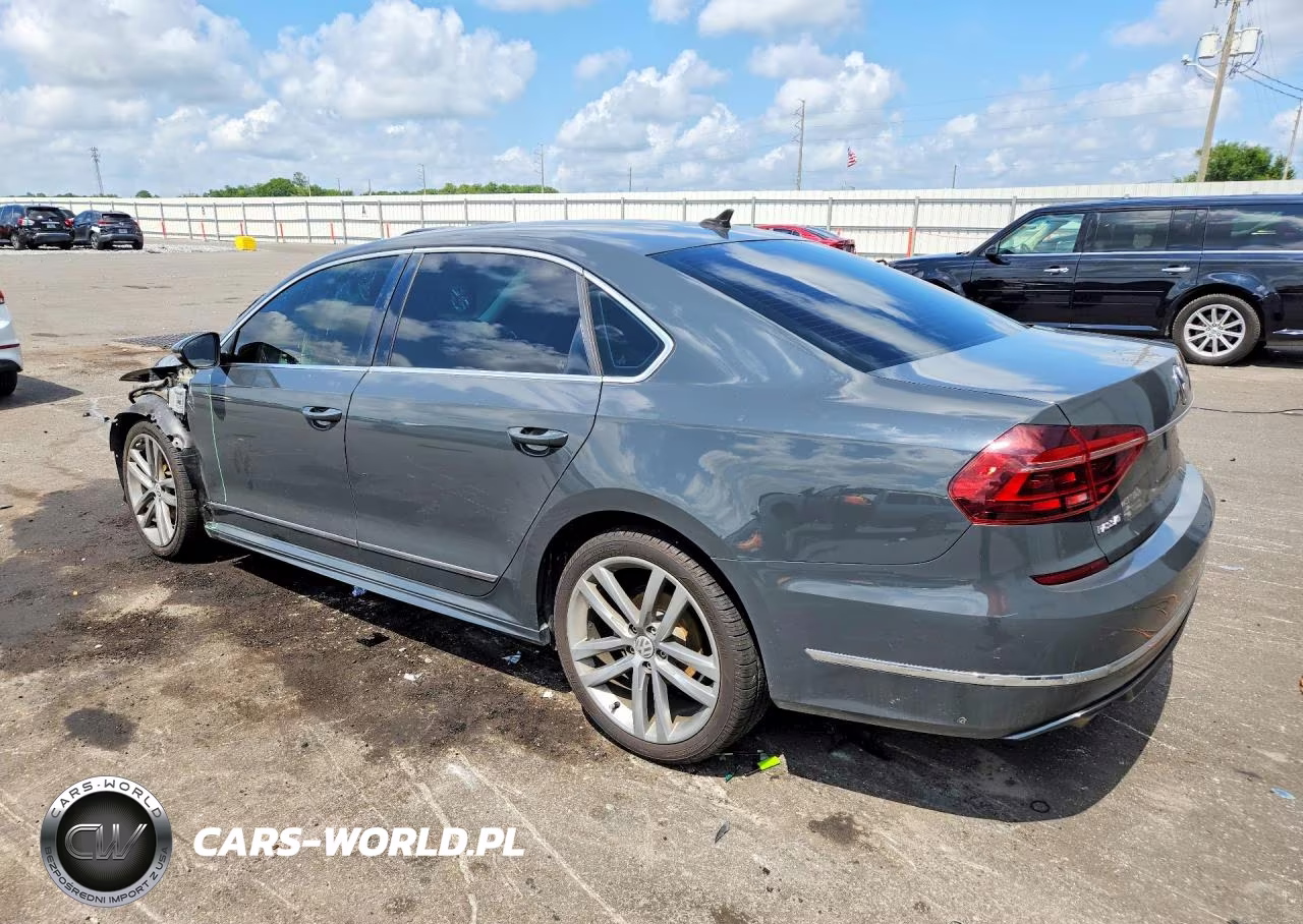 2017 Volkswagen Passat R-Line VIN:1VWDT7A33HC075227 - 2