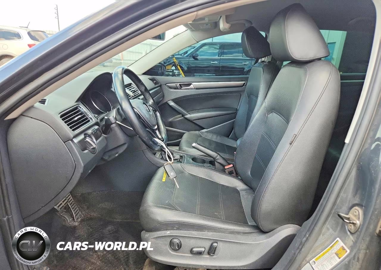 2017 Volkswagen Passat R-Line VIN:1VWDT7A33HC075227 - 7