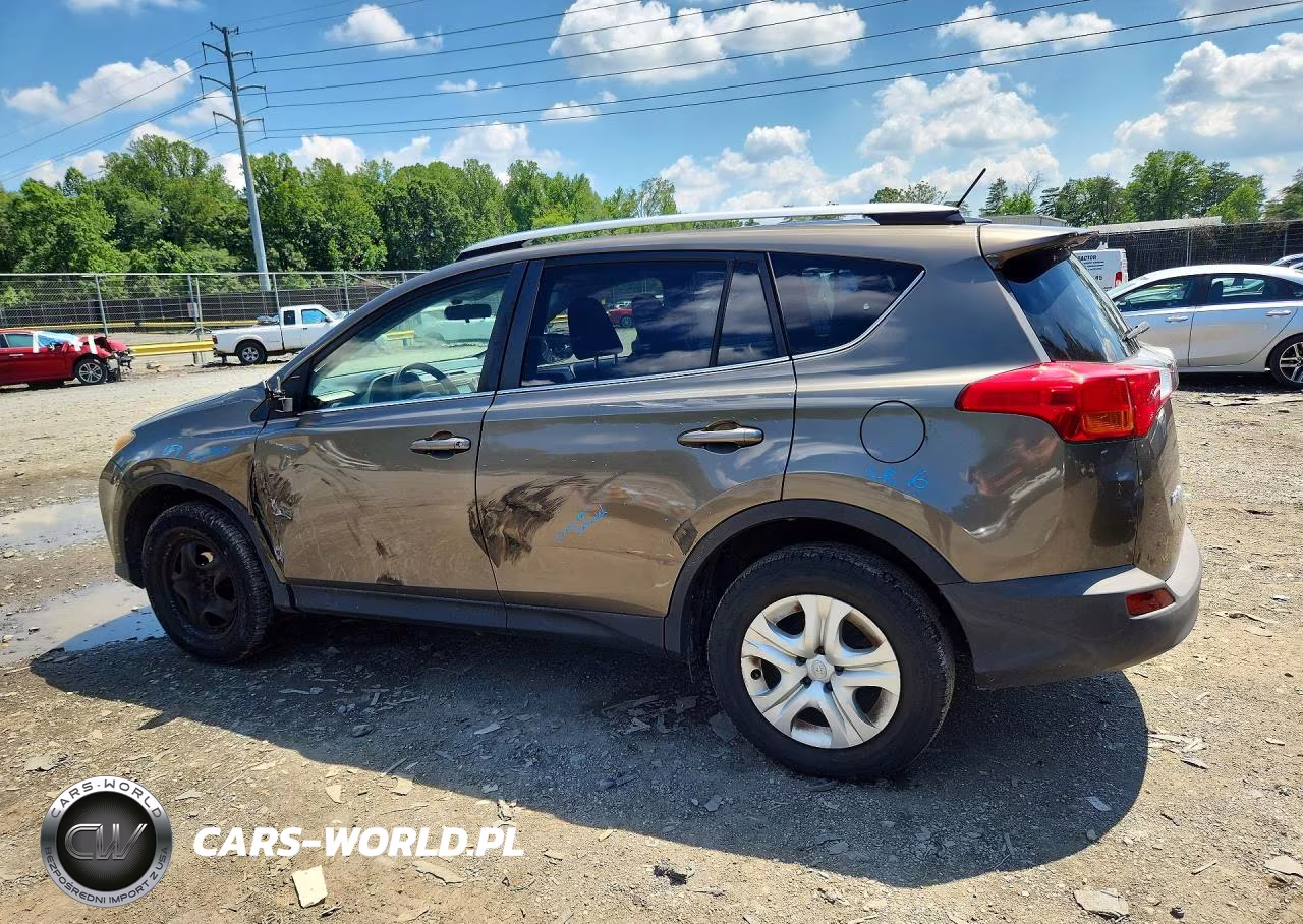 2015 Toyota Rav4 Le VIN:JTMZFREV4FD071847 - 2