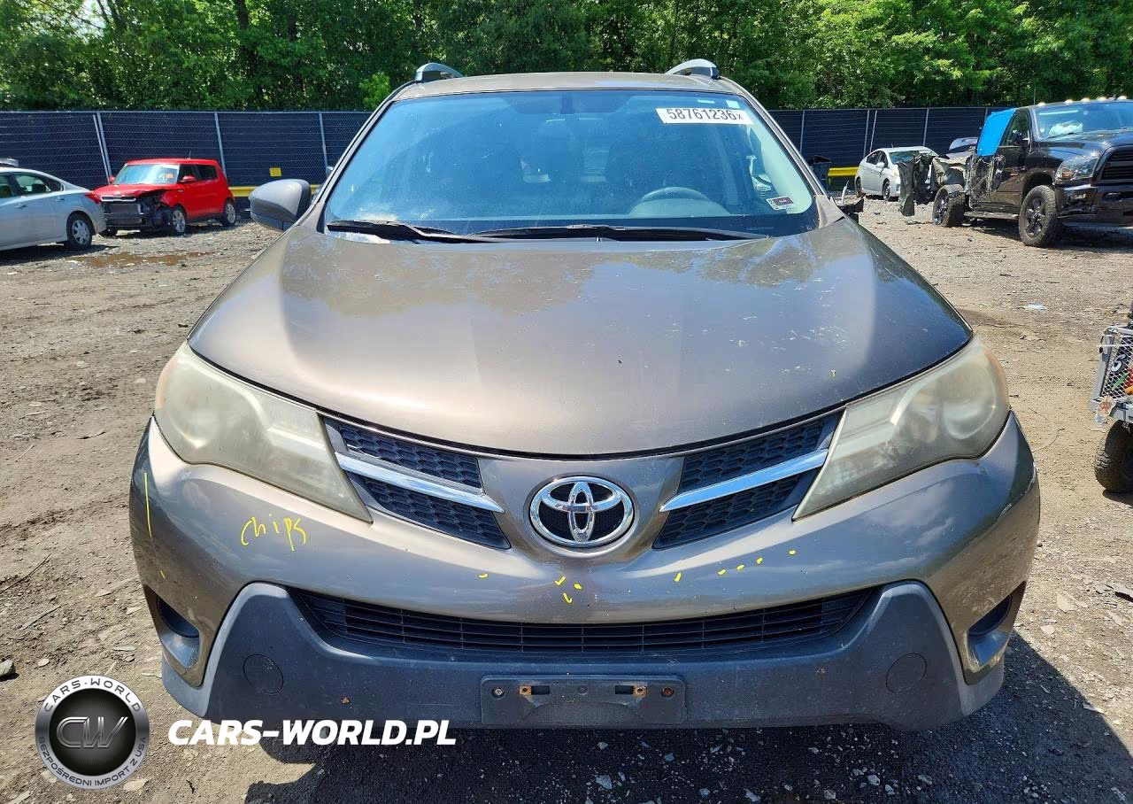 2015 Toyota Rav4 Le VIN:JTMZFREV4FD071847 - 5